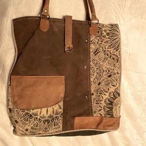 Myra Bag
